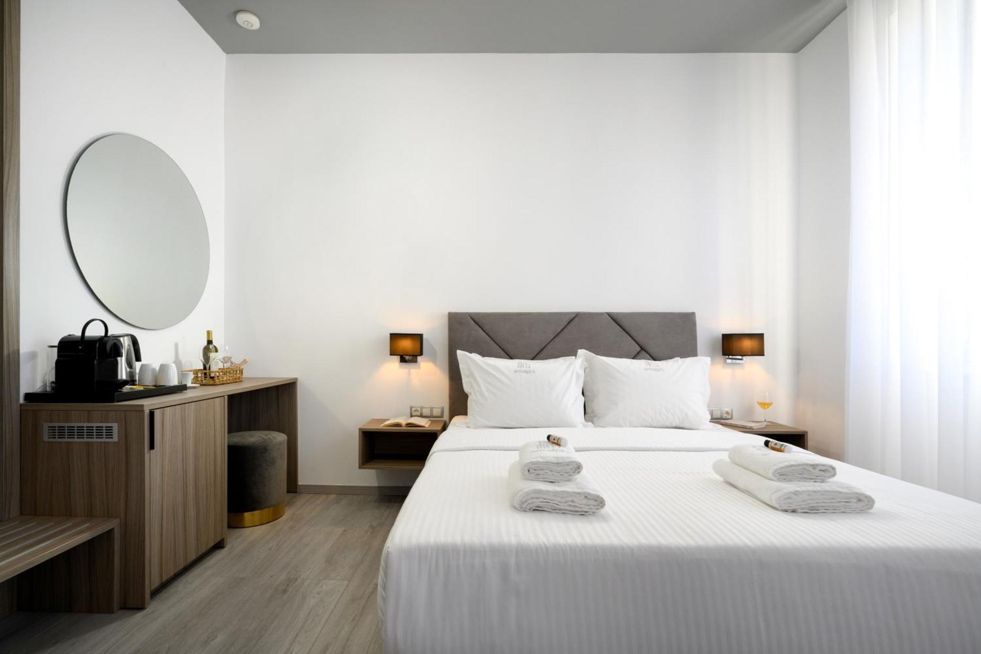Amalphi Corfu City Living By Konnect Ngoại thất bức ảnh